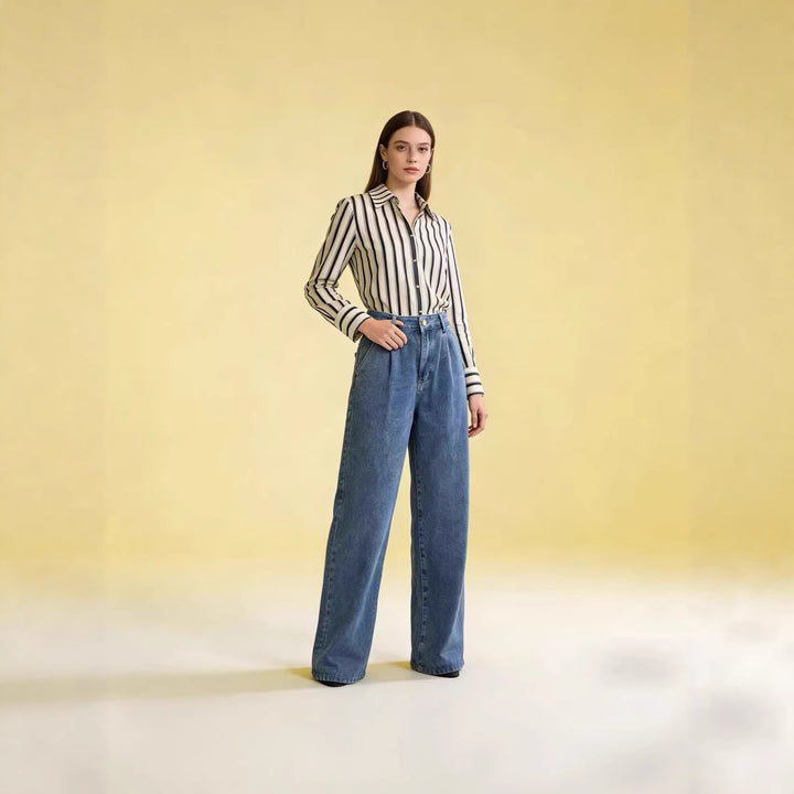 Dame højt skåret løse bukser i afslappet stil med elegant plisering Skovae