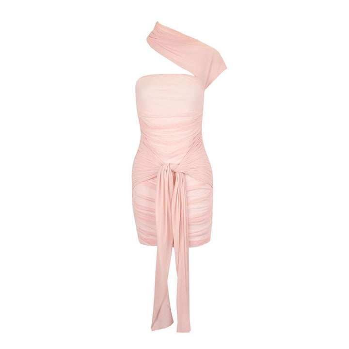 Dame Mini-Raffkjole med asymmetrisk snit og dekorative draperinger Skovae