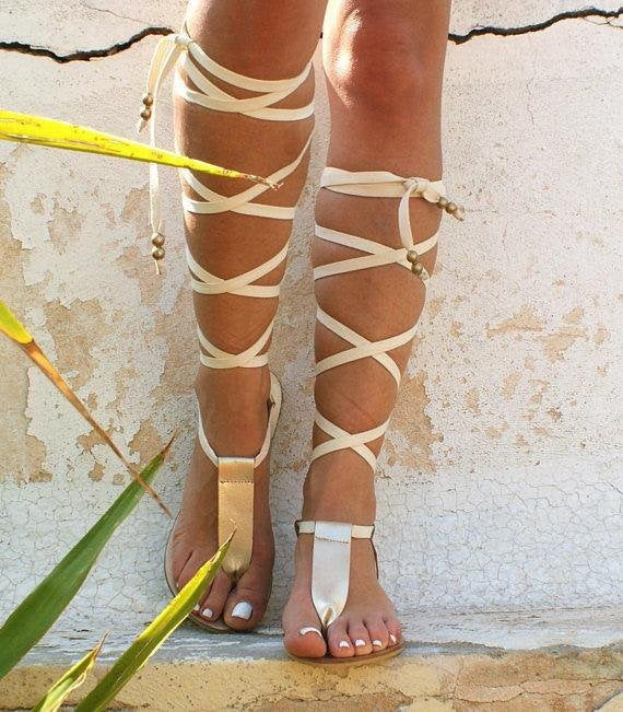 Dame gladiatorsandaler med elegante, snoede remme og komfortabelt fodbede Stilla