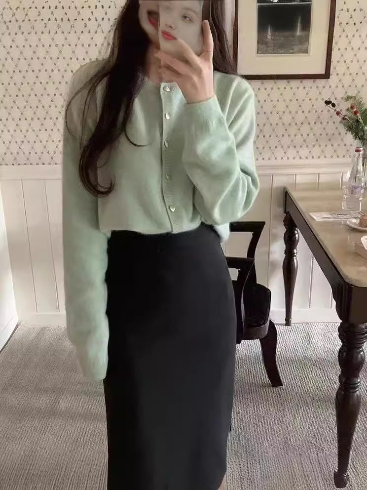 Kvinder Elegant Cardigan med Hjerteknapper og Fin Rib Struktur Stilla