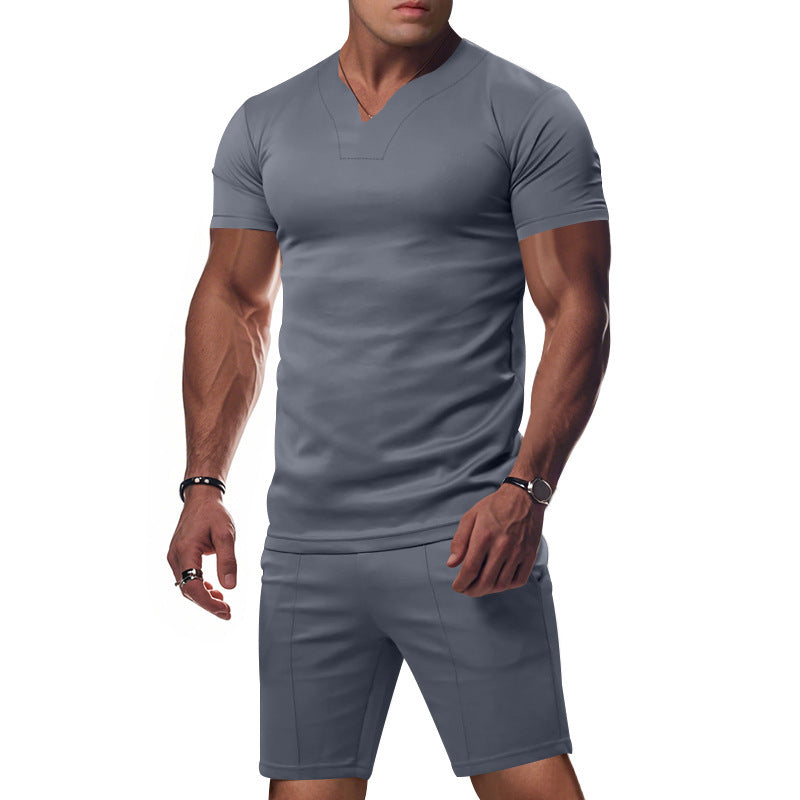 Herrer Sporty fritids-sæt med åndbart V-hals t-shirt og elastiske shorts Stilla