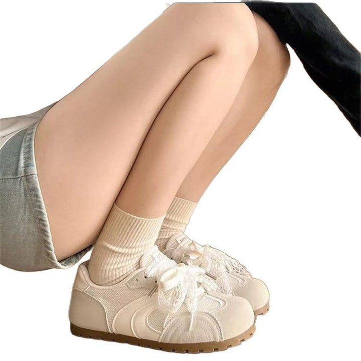 Dame Sneakers med innovativt rufflesdesign og åndbart mesh-overflade Stilla