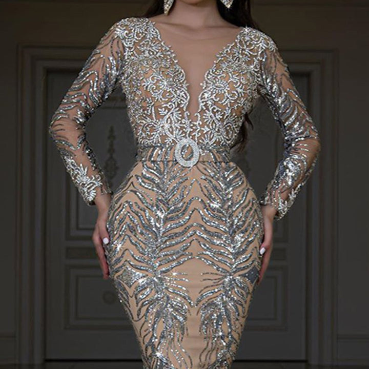 Dame Glamourøse Couture-aftenkjole med transparente ærmer og detaljeret palietbroderi Stilla