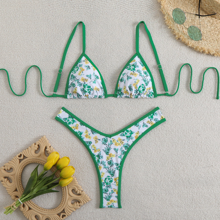 Dame bikini-sæt med blomstertriangel-top og høj benudskæring Stilla