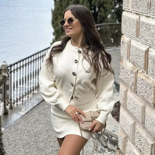 Femme Cozy Button-Up Cardigan Stilla