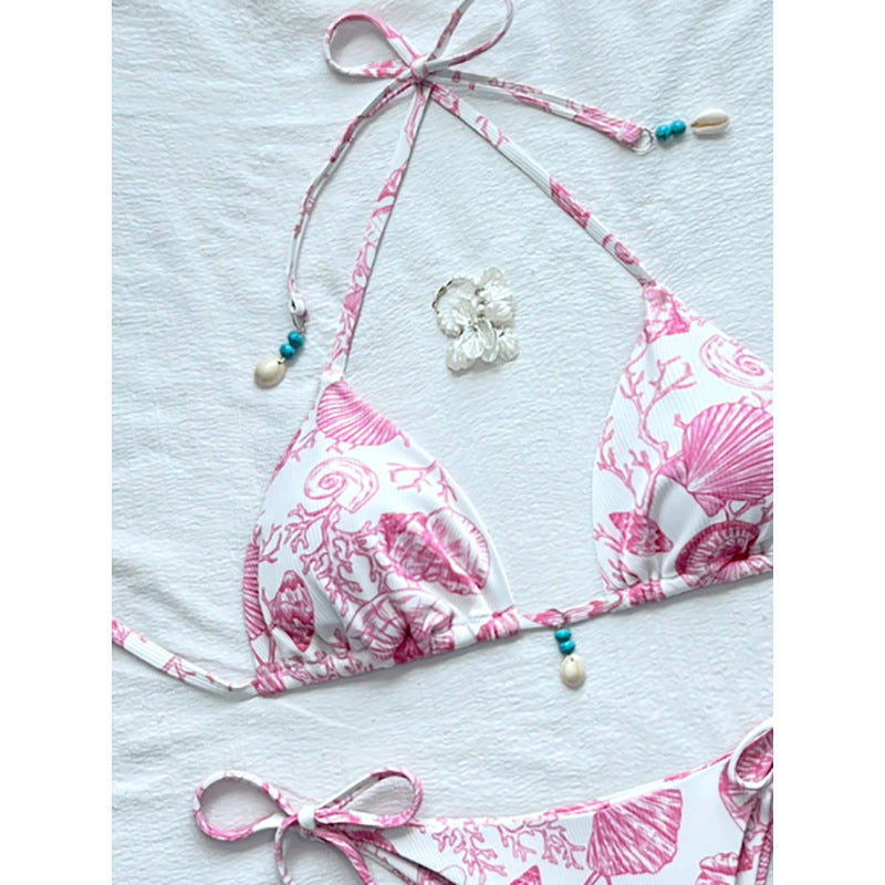 Dame triangel-bikini med legende muslingsmønster og smart knudedetalje Skovae