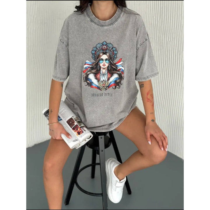 Dame T-shirt med kunstnerisk vintage grafiktryk Stilla