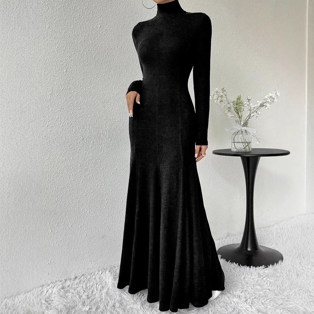 Dame elegant Maxikjole med høj krave og flowende kant Stilla