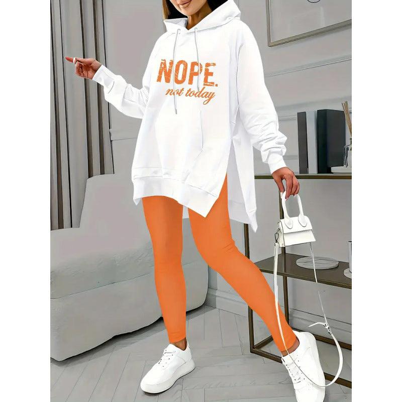 Femme Graphic Hoodie og Jogger Sæt Stilla