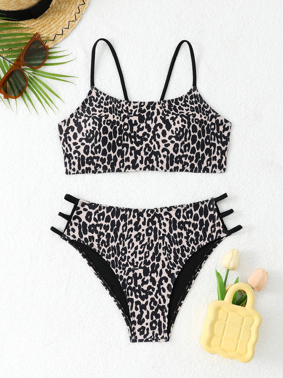Dame triangel-bikinitop med trendy leopardmønster og justerbare stropper Stilla