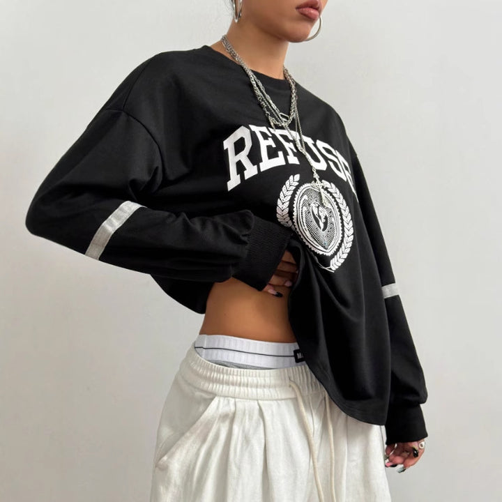 Kvinders Oversized Sweatshirt med Bred Bogstaver og Dekorative Accenter Stilla