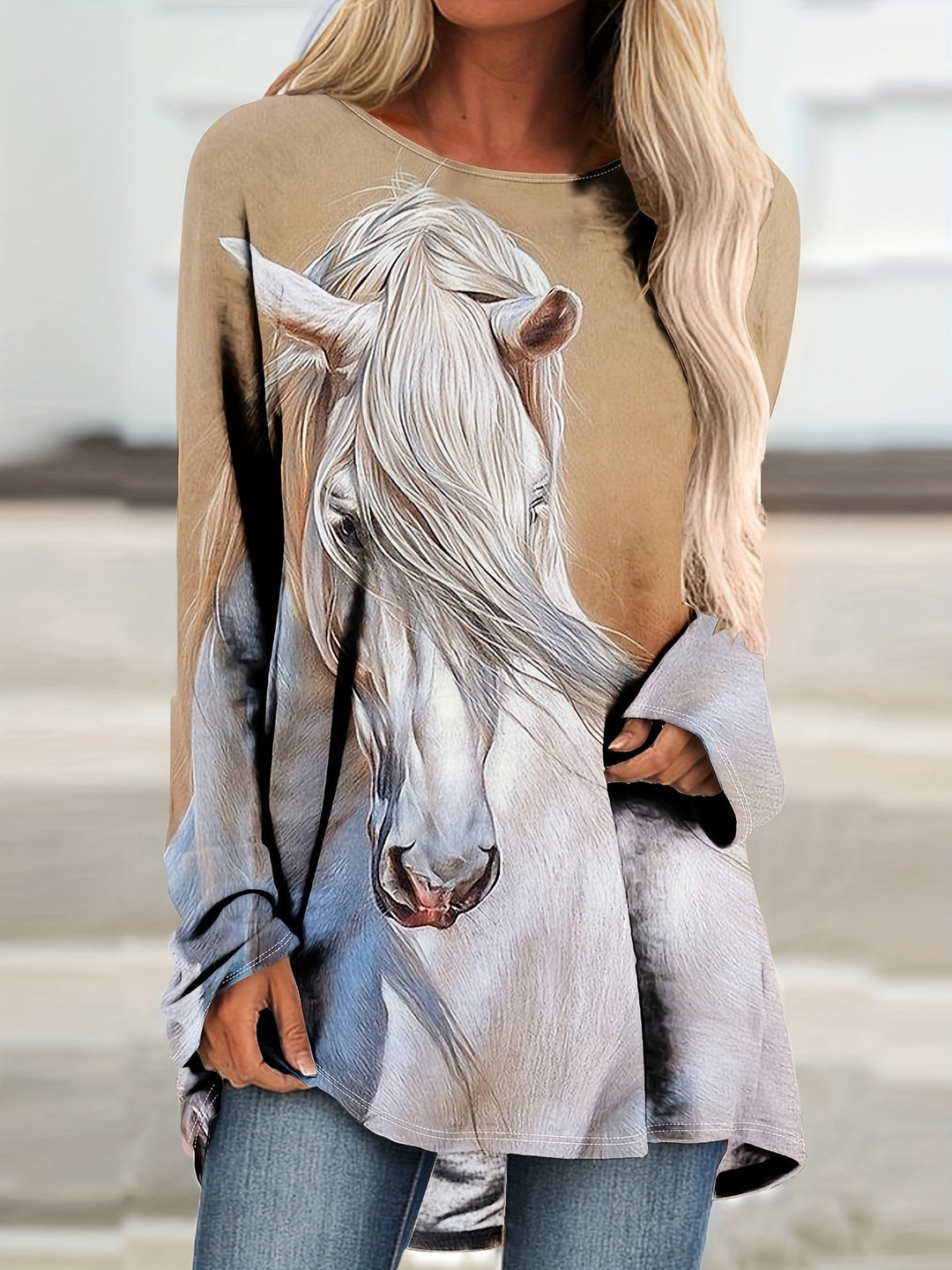 Dame Oversized Sweatshirt med grafisk ulvedesign Stilla