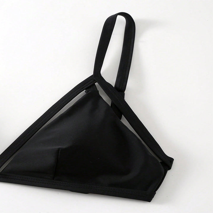 Dame Bikini-sæt med innovativ skæring og trendy cut-out-design Stilla