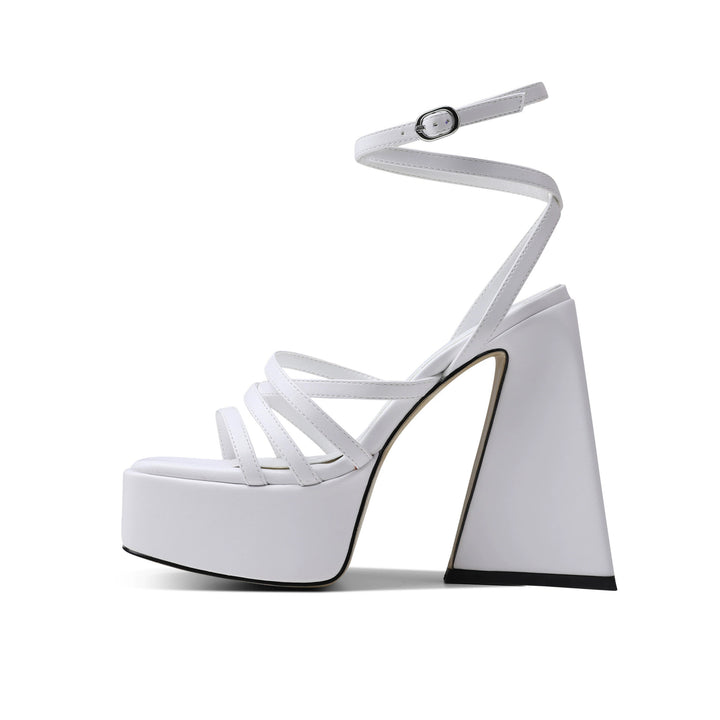 Femme Strappy High-Platform Sandaler med geometrisk hæl Stilla