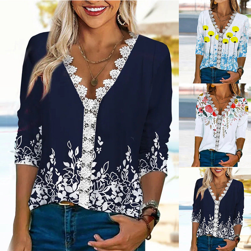 Dame V-hals bluse med blomstermotiv og spidsdetaljer Stilla