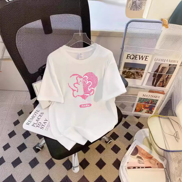 Dame T-shirt med kreativt hjerte- og dyremotiv Stilla