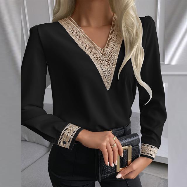 Damebluse med elegant blonde og V-udskæring Stilla
