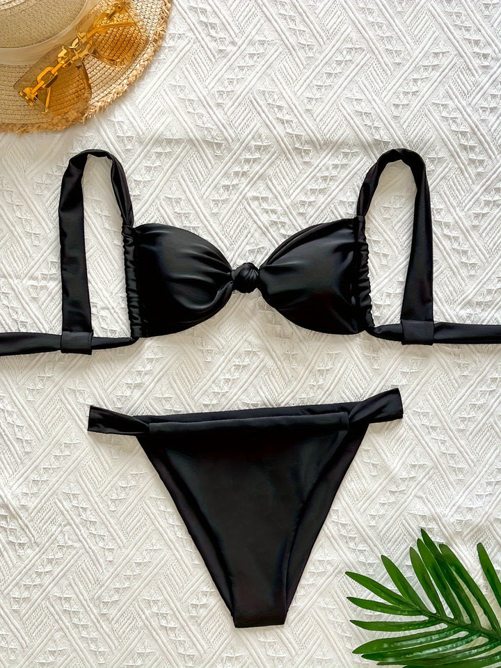 Dame Bikini med elegant vikledesign og raffinerede rynkeelementer Stilla