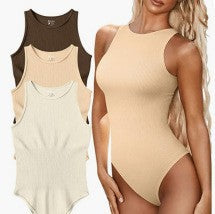 Dame sømløs badedragt med sporty snit og ribstruktureret design Stilla