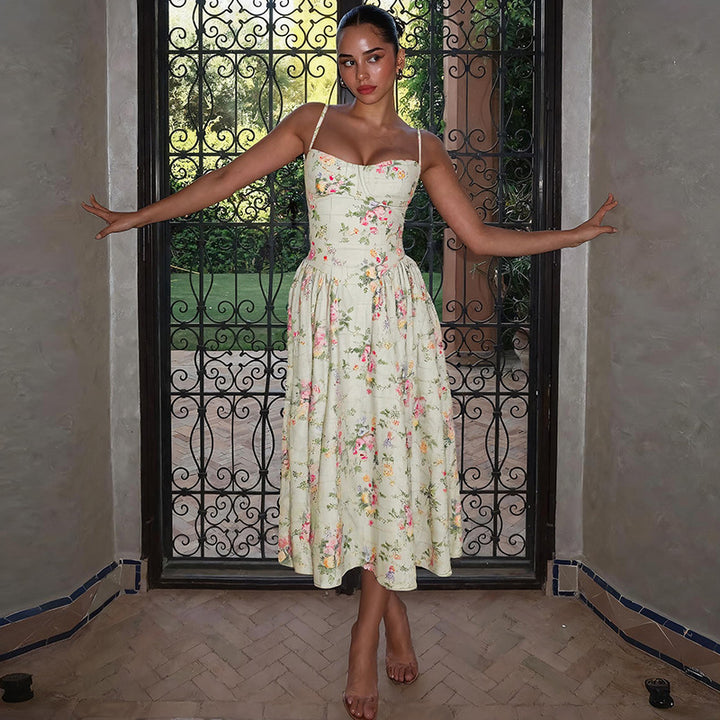 Dame Blomsterdesign Midi-Kjole med Spaghetti-stropper og flowy Skirt Skovae