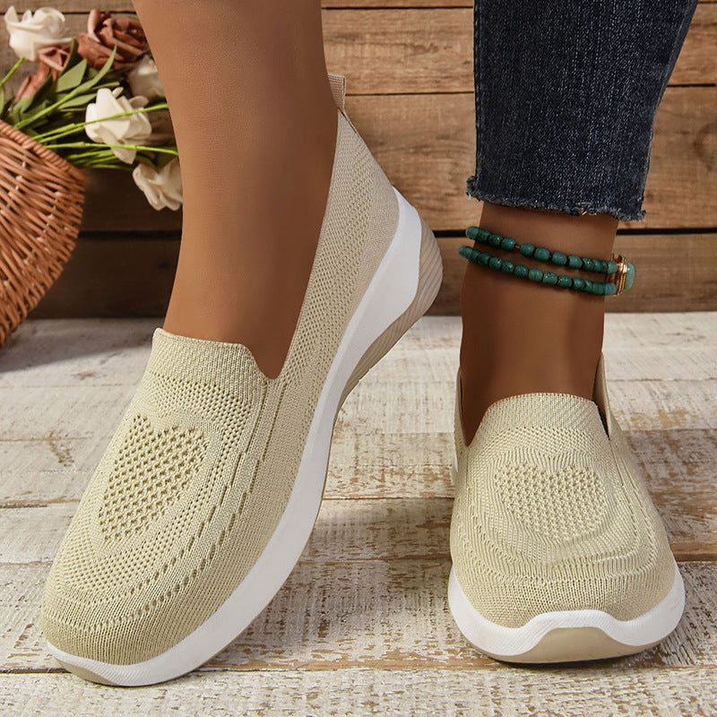 Dame Komfortable Slip-On Sko med elastisk overdel og skridsikker sål Stilla