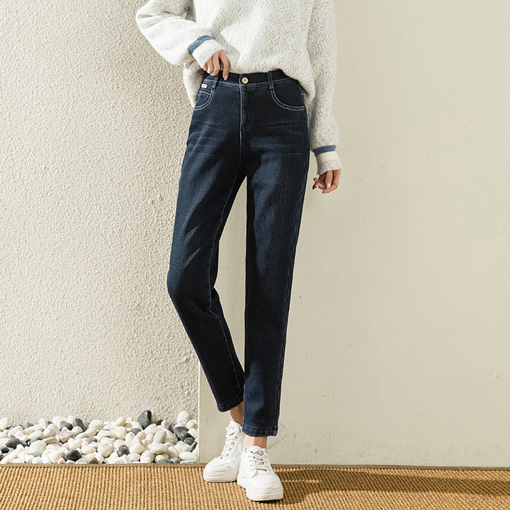 Dame højt skåret jeans med elastisk talje og afslappet pasform Stilla