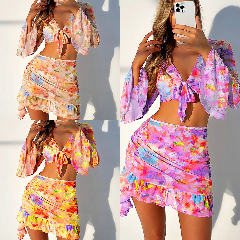 Dame crop-top og wrap skirt sæt med blomsterdetaljer Skovae