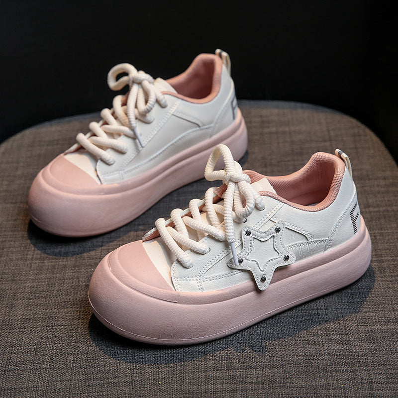 Dame Chunky Sneakers med unik stjerne-applikation og behagelig dæmpningsteknologi Stilla