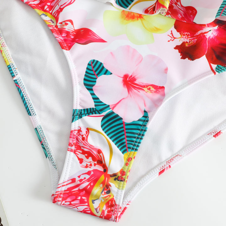 Dame bikini kostume med flot nederdel Stilla