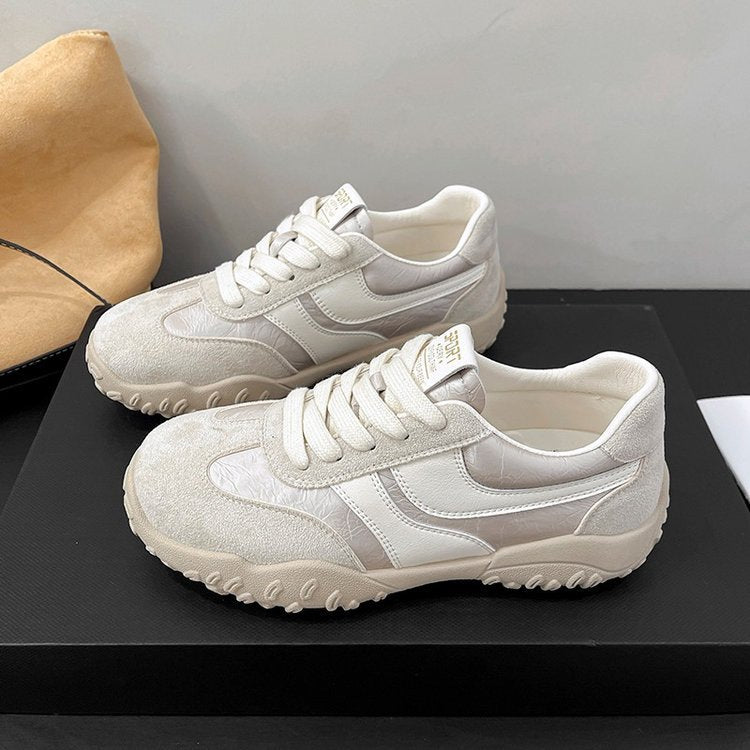 Dame Sneakers i sporty design med høj kvalitet velour læder overflade og skridsikker sål Stilla
