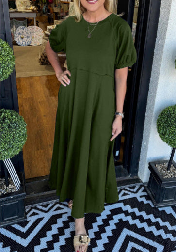 Dame maxikjole med svajende snit og elegante puffærmer Stilla