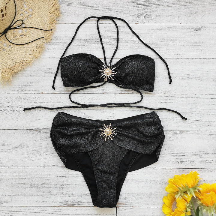 Dame bikini sæt med funklende design og elegant smykkepunktum Stilla