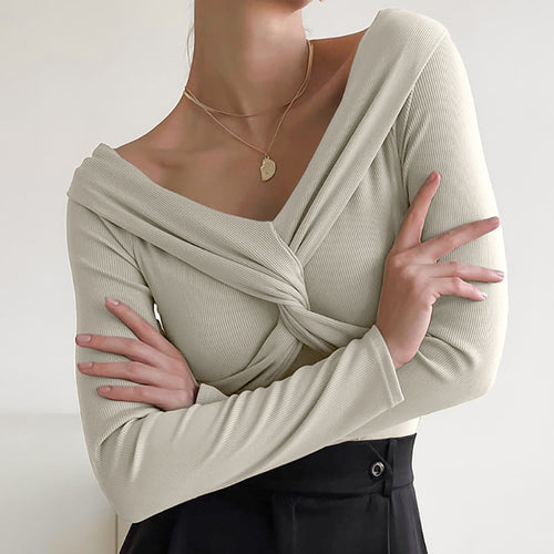 Dame bodysuit med stilfuldt omslag design og dyb V-udskæring Stilla