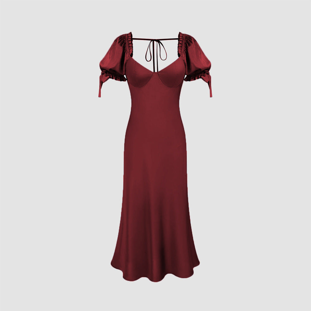 Dame midi kjole med elegante pufærmer og chic V-hals Stilla