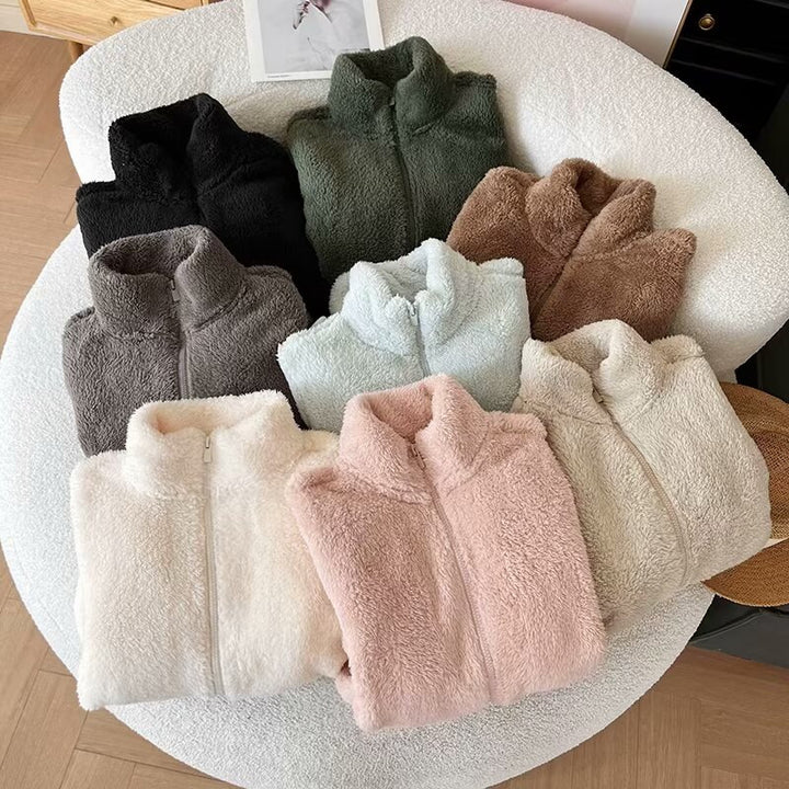 Kvinder Fluffy Fleece Jakke med Høj Krave og Lynlås Stilla