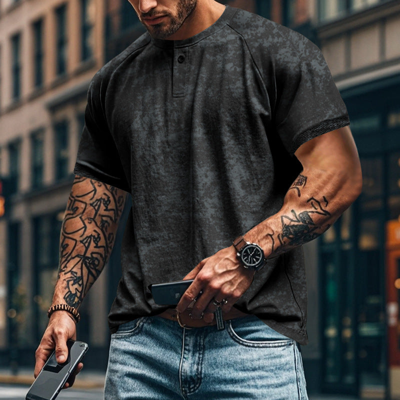 Herrer afslappet Henley T-shirt med moderne knapliste design og struktureret overflade Stilla