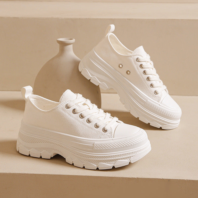 Dame Chunky Sneakers med højt sålprofil og slidstæk overmateriale Stilla