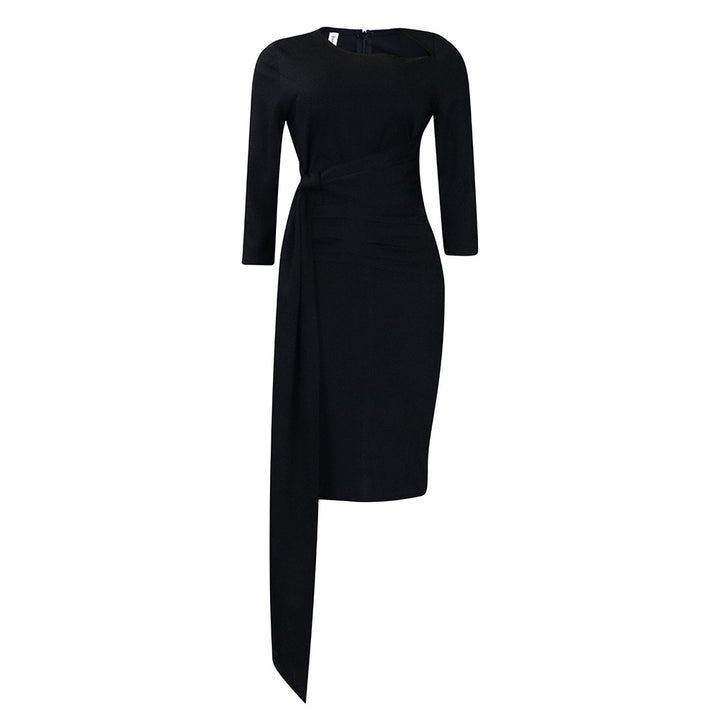 Dame elegant Midi-kjole med asymmetrisk snit og figursyet design Stilla