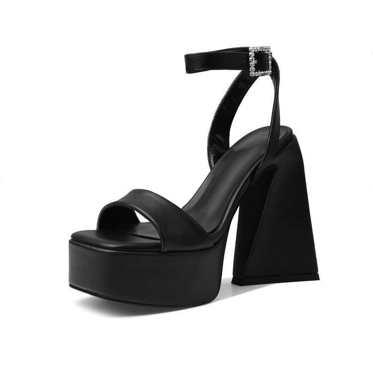 Femme Chunky Platform Højhælede Sandaler med justerbar ankelrem og skulpturelt design Stilla