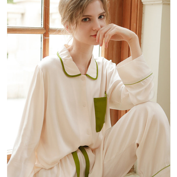 Dame Satin Pyjamas Sæt med elegante kanter og løs pasform Stilla
