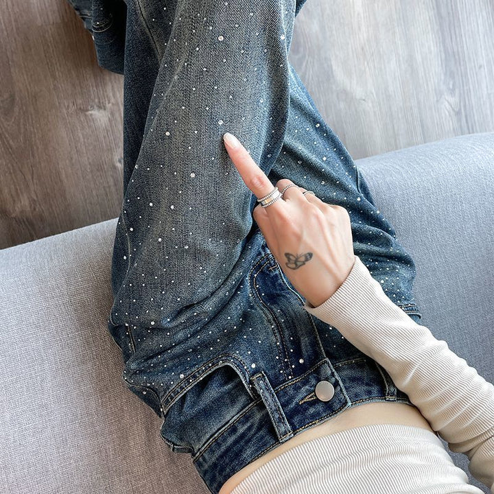 Damejeans med skinnende perledetaljer Stilla