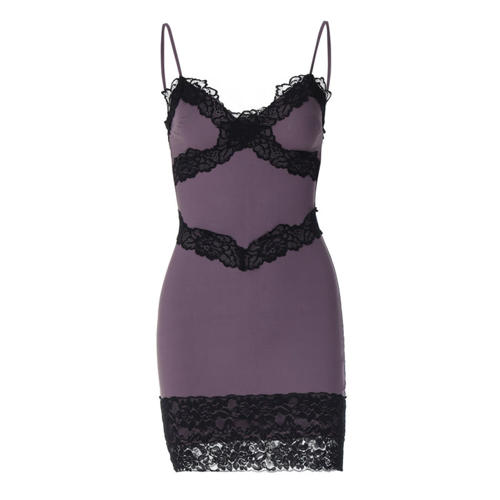 Dame Sexysatin kjole med spidseindsatser og justerbare stropper Stilla