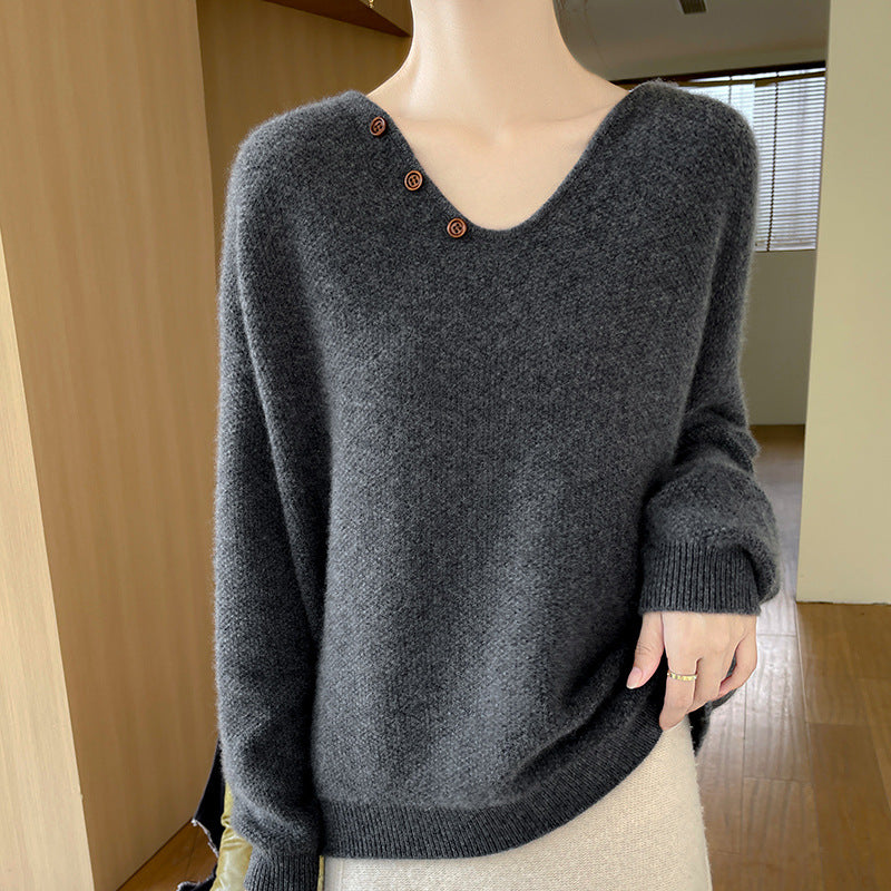 Femme Cozy V-Udskæring Knap Detalje Pullover Stilla