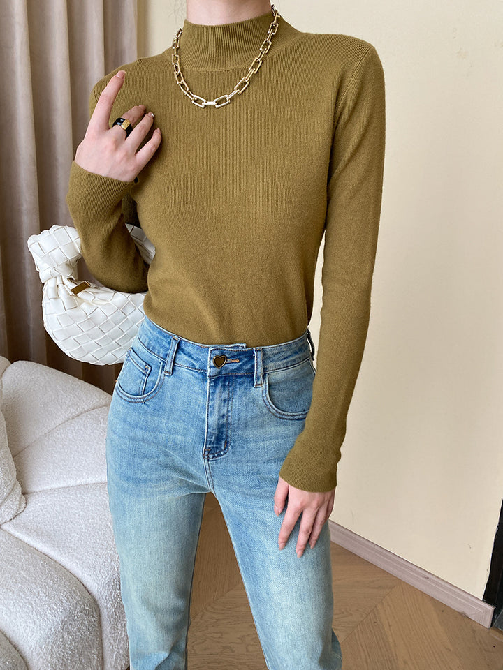 Dame fitted turtleneck top lavet af fint ribstrik Stilla