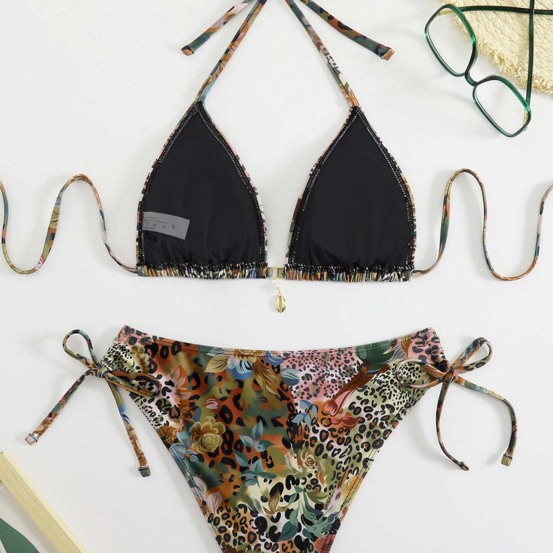 Dame triangle bikini med floral og animalistisk design Skovae