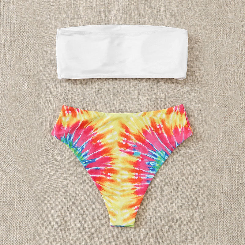 Dame bandeau-bikini-sæt med stilfuldt batikdesign Skovae