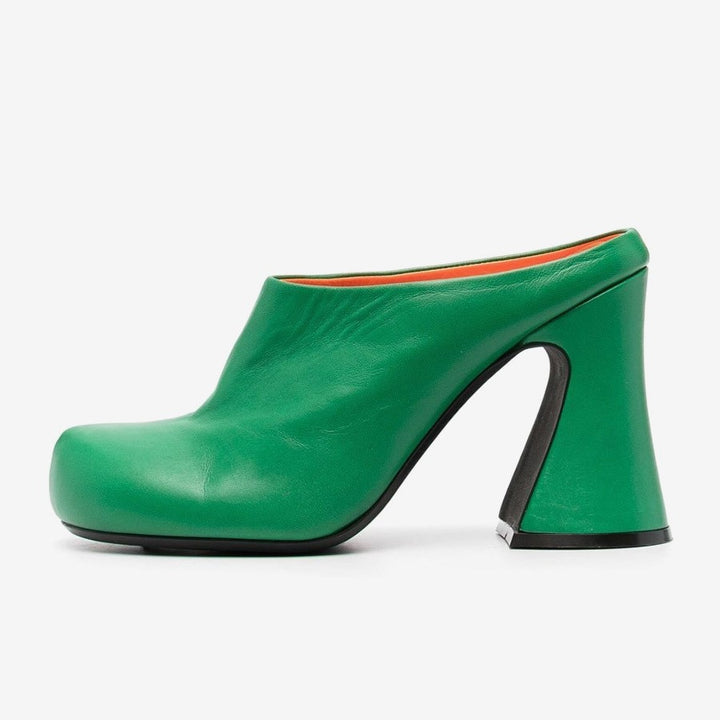 Femme Moderne High-Heel Mules med Skulpturelt Design Stilla