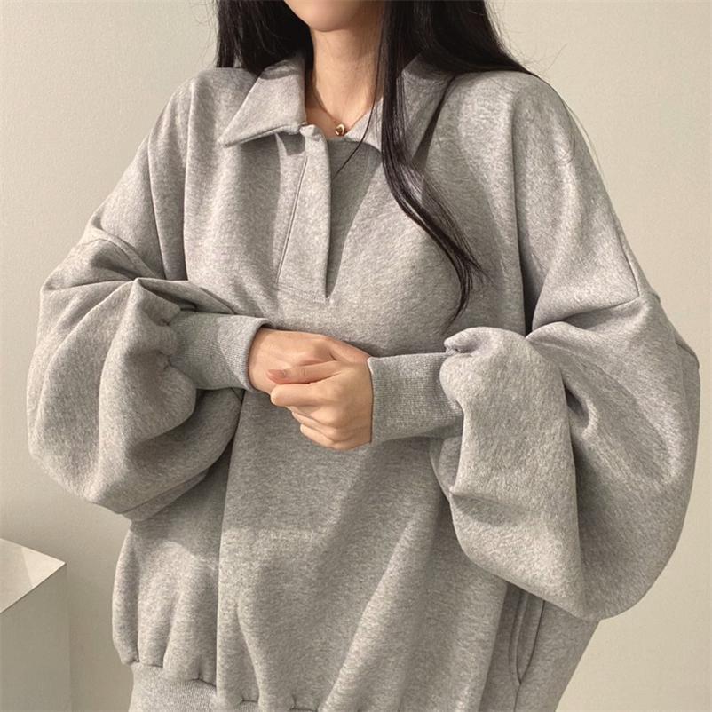 Femme Oversized Polo Sweatshirt med Puffærmer Stilla