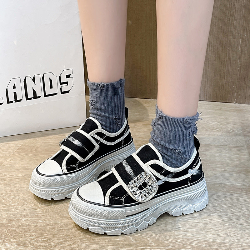 Dame Sneakers med trendy design og glitrende detalje Stilla