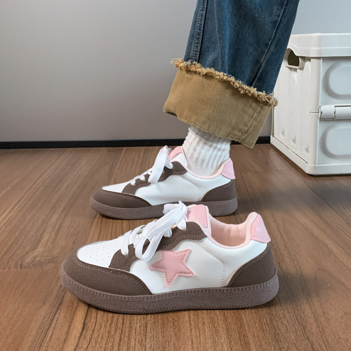 Dame Sneakers i sporty retro-design med polstret indersål Stilla